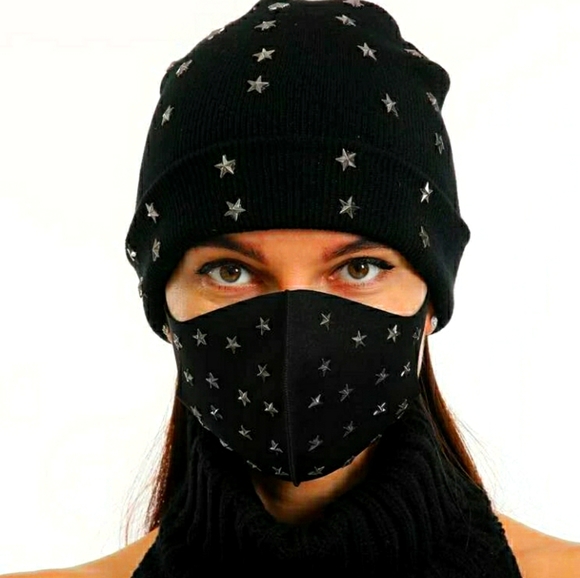 FINAL PRICE❤Stars & Studs⭐Beanie & face mask combo - Picture 2 of 2